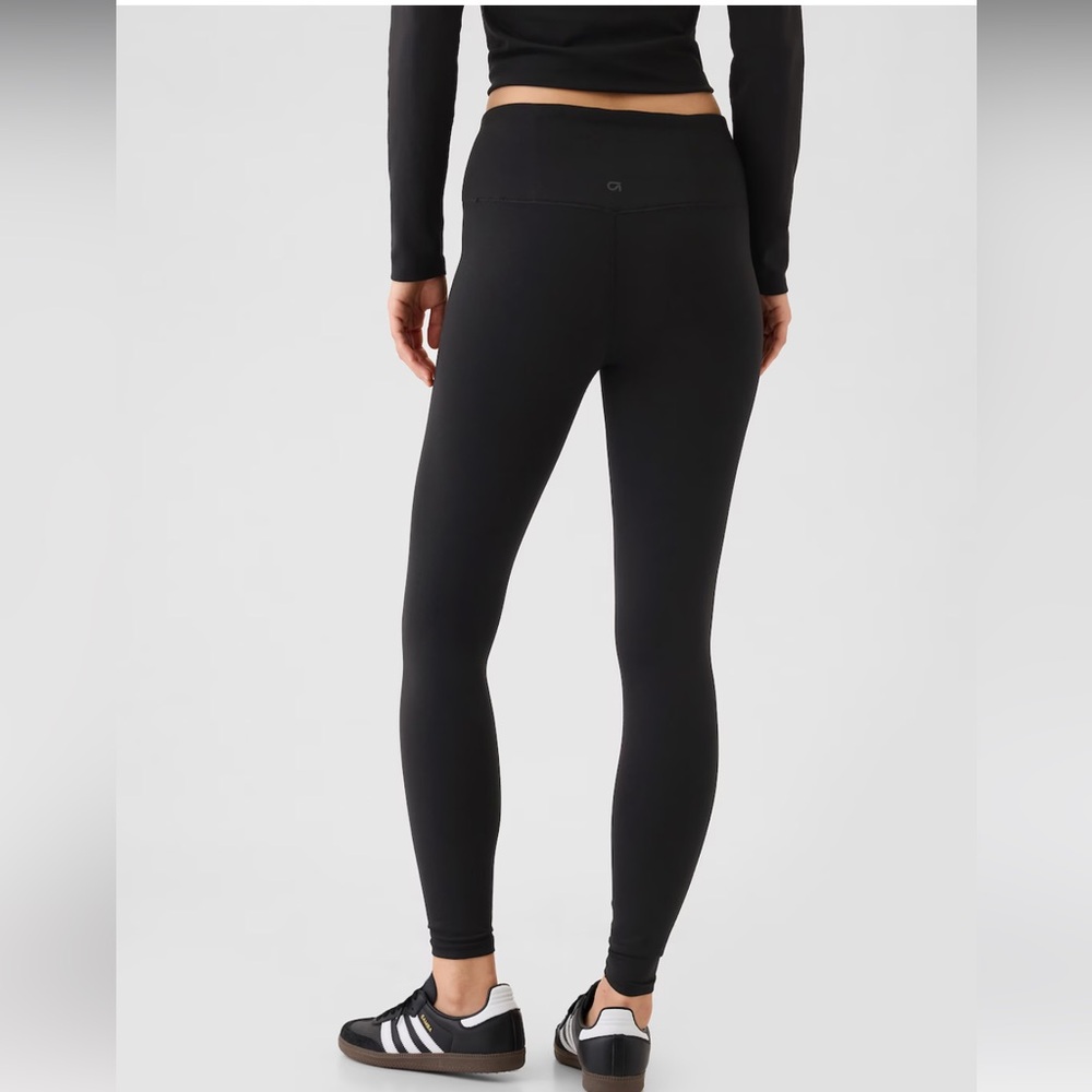 GapFit Black Active Leggings size M